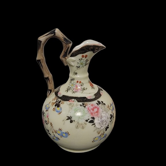 Asian Floral Glossy Finish Free Standing Decorative Antique Greenware Vase - Picture 4 of 10